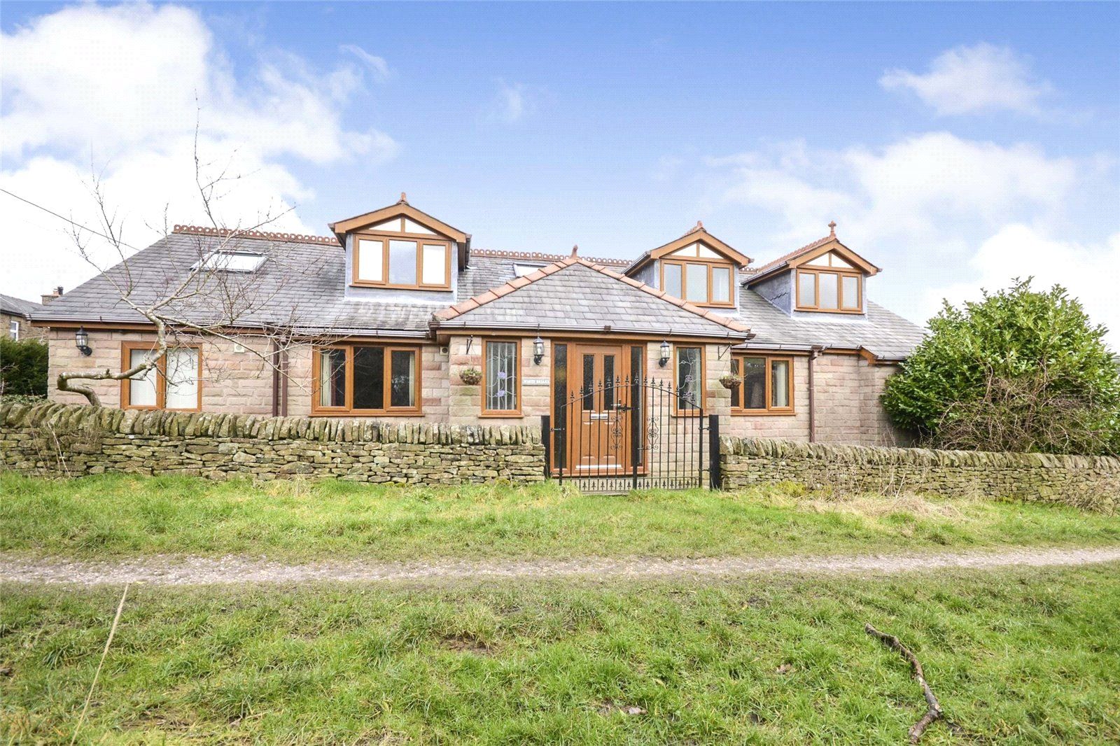 6 bed detached house for sale in Macclesfield Road, Whaley Bridge, High