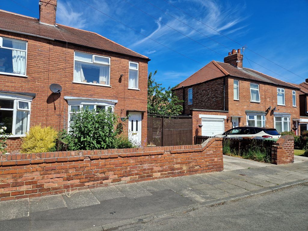 2 bed semidetached house for sale in Stakeford Crescent, Stakeford