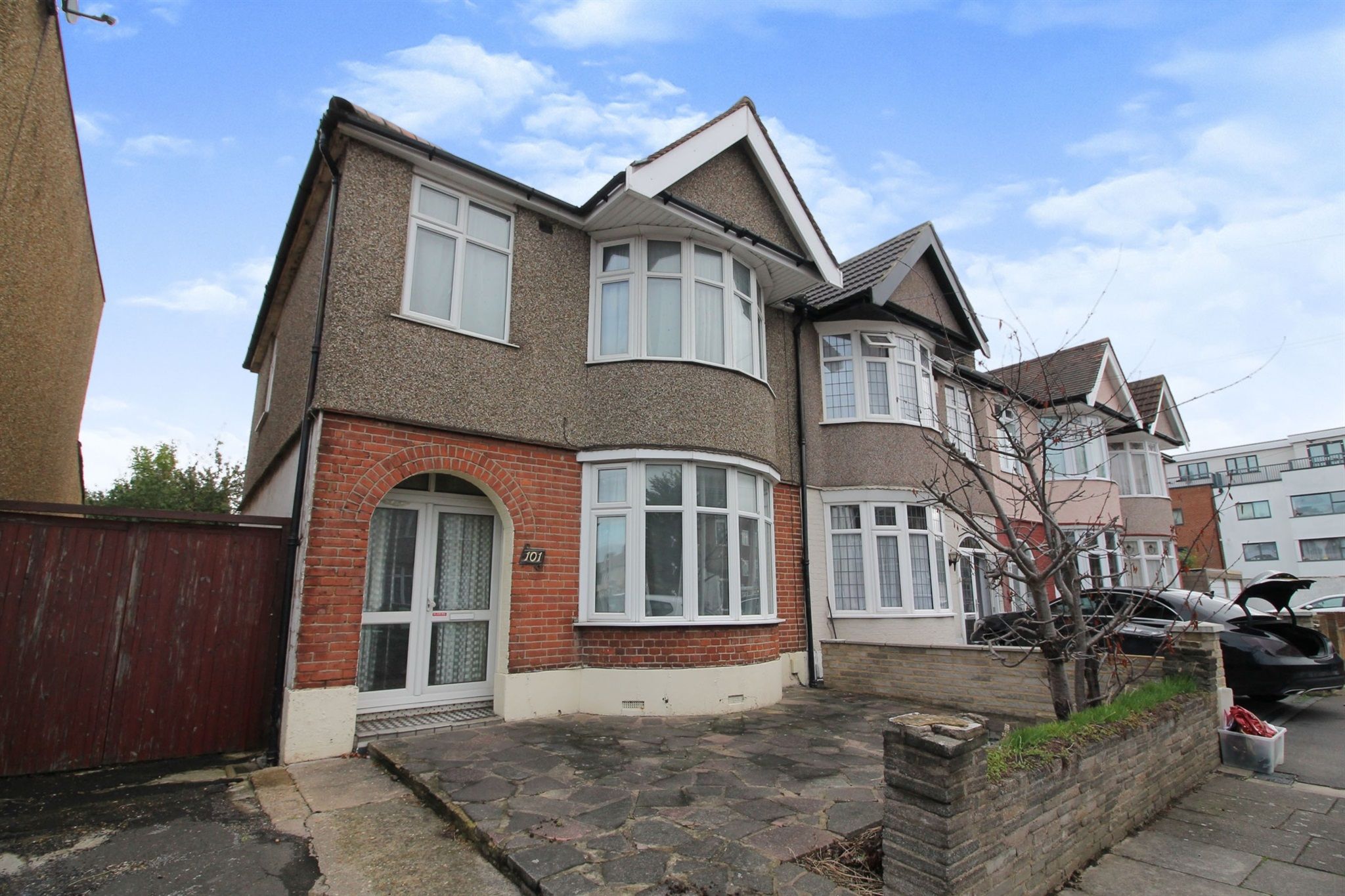 3 bed end terrace house for sale in Meadway, Ilford IG3 Zoopla