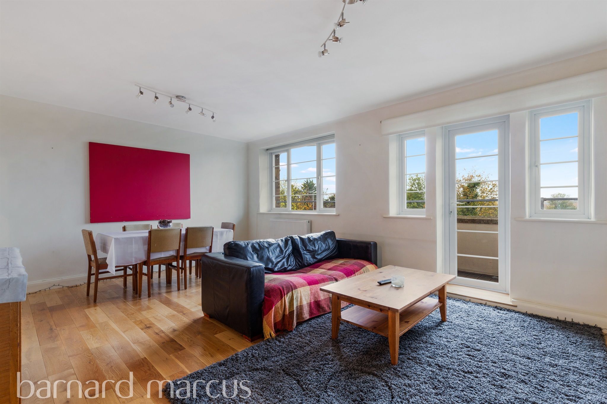 3 bed flat for sale in Portsmouth Road, Surbiton KT6 Zoopla