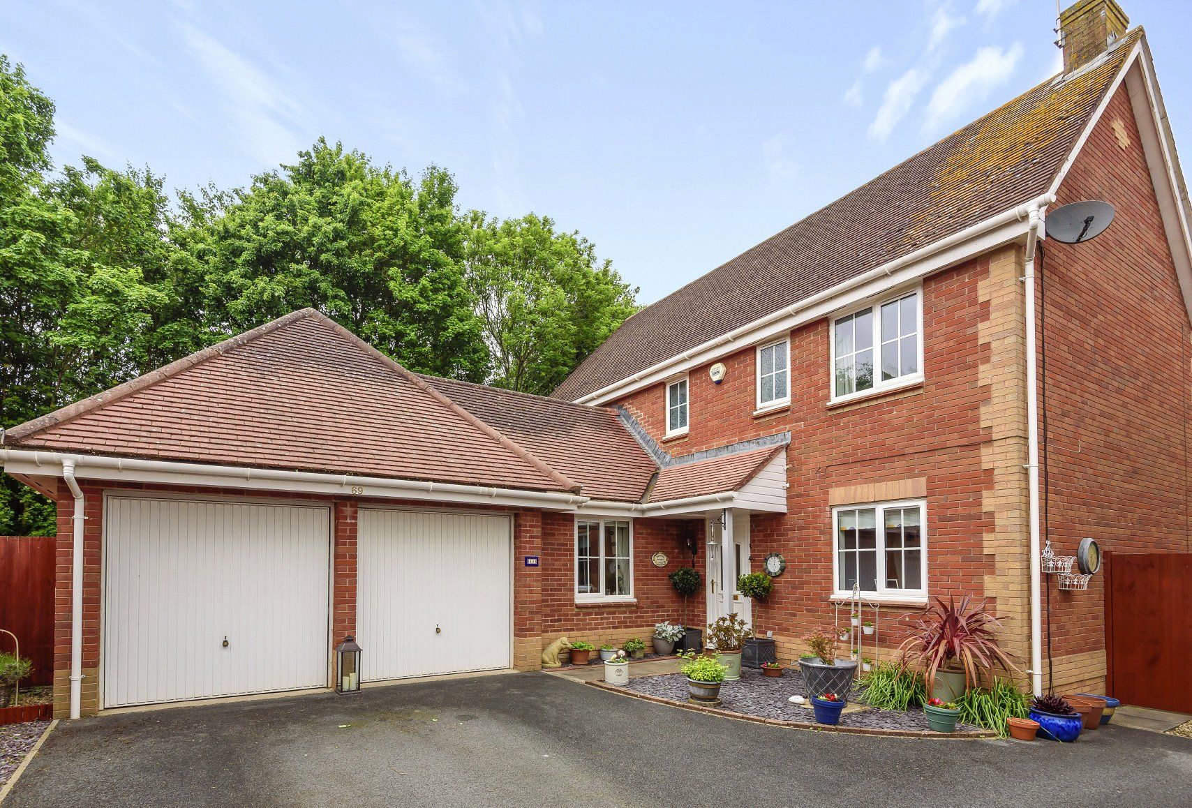 4 bed detached house for sale in Graylag Crescent, Walton Cardiff