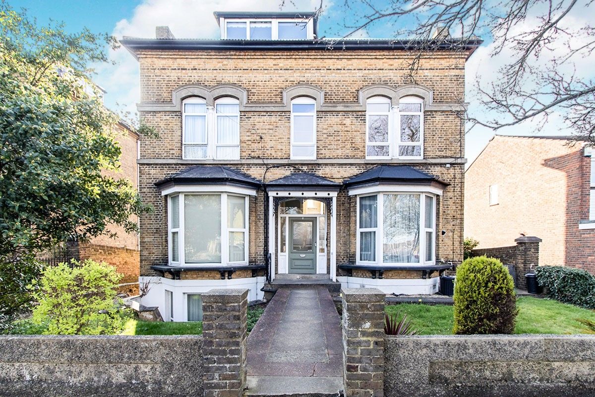 1 bed flat to rent in Glen View, Gravesend, Kent DA12 Zoopla