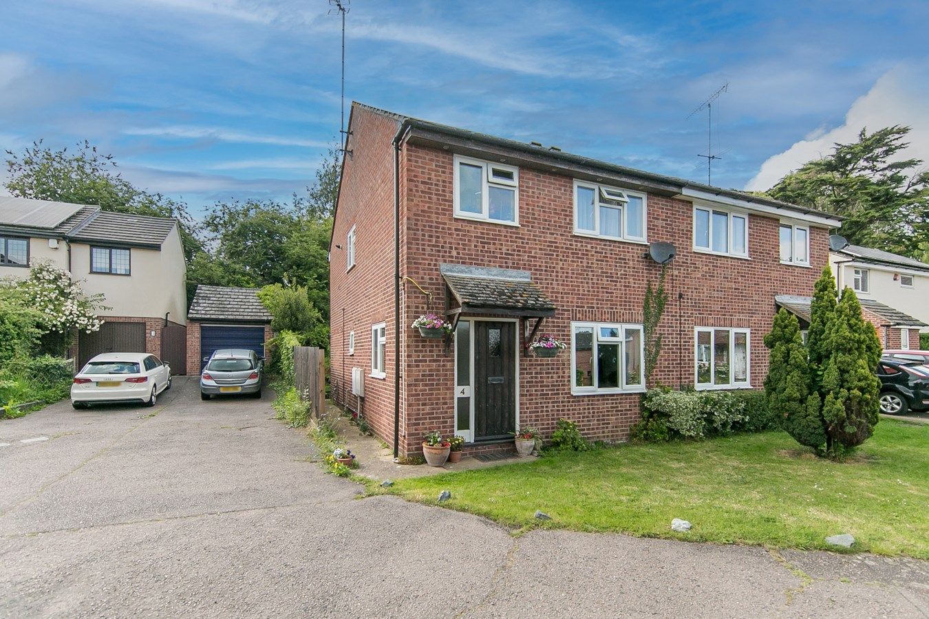 3 bed semidetached house for sale in Barr Close, Wivenhoe, Colchester CO7 Zoopla