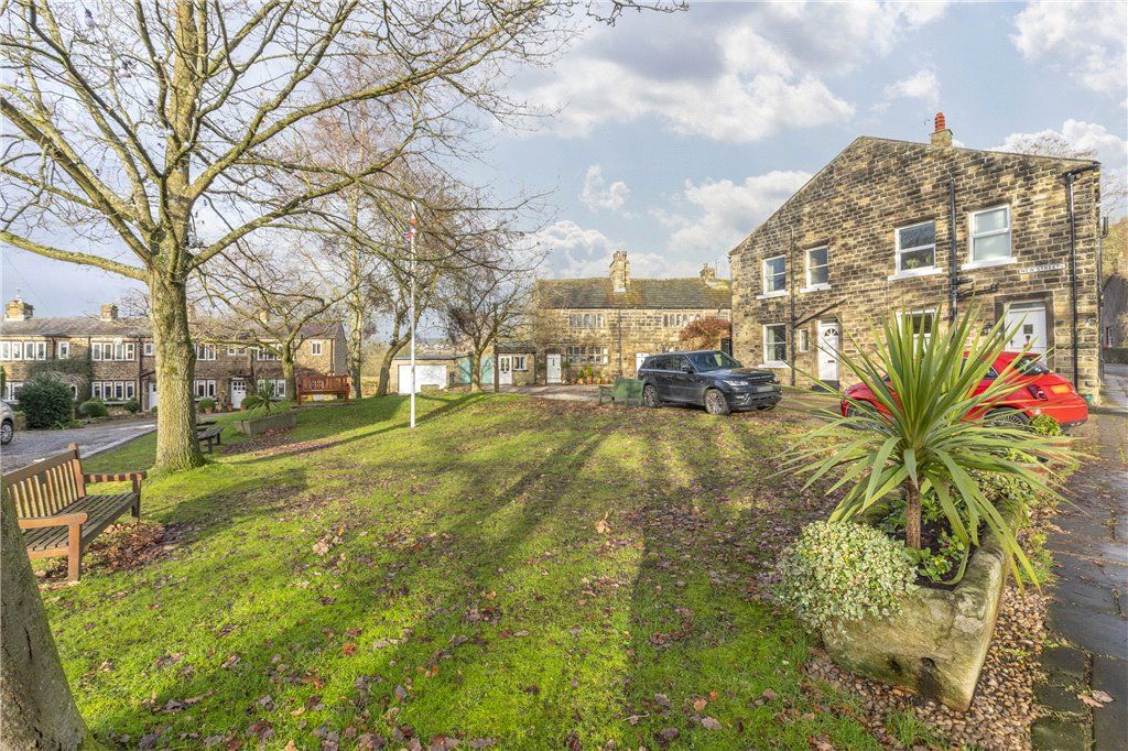 1 bed terraced house for sale in Victoria Street, Micklethwaite