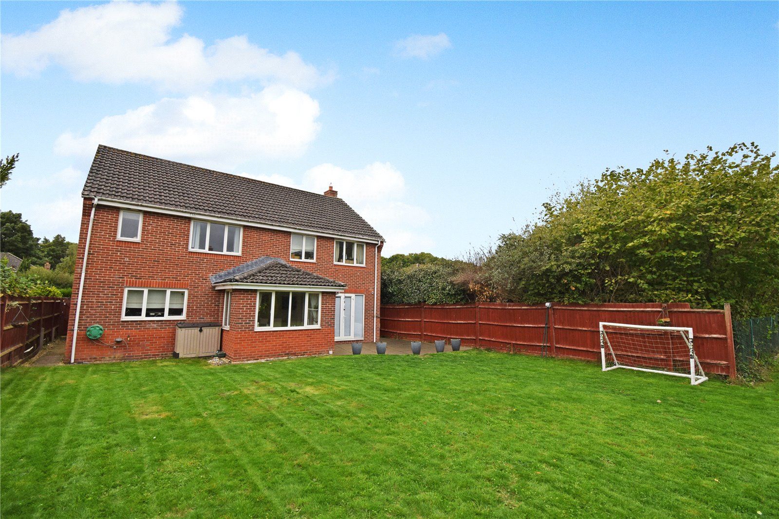 5 bed detached house for sale in Greenham, Thatcham, West Berkshire