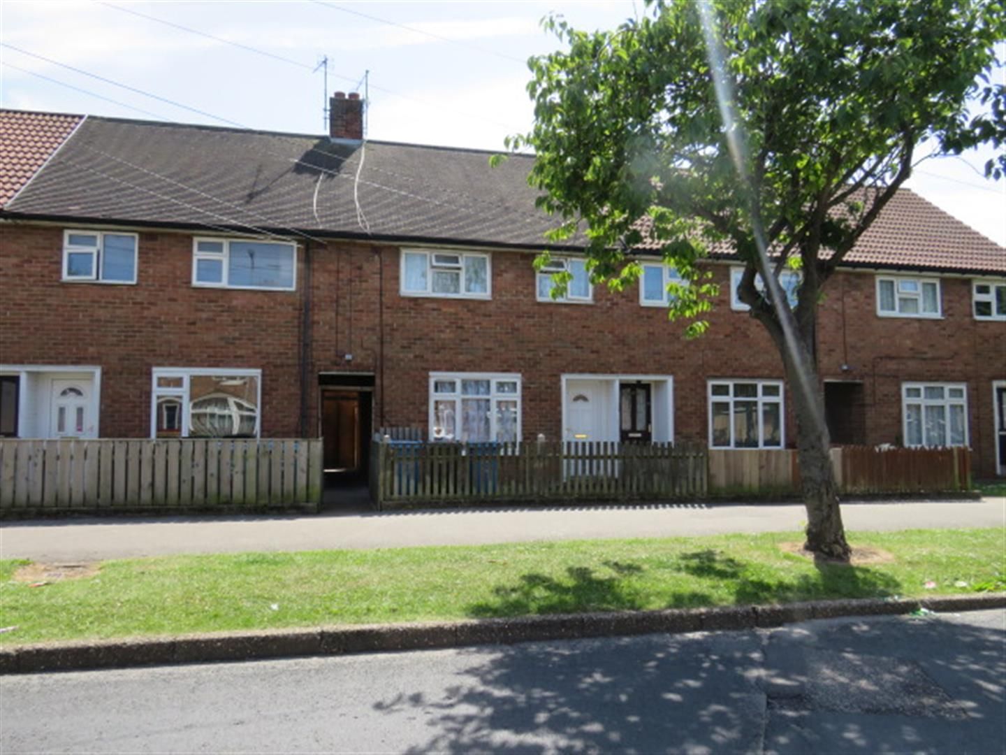 3 bed terraced house for sale in Falkland Road, Hull HU9 Zoopla