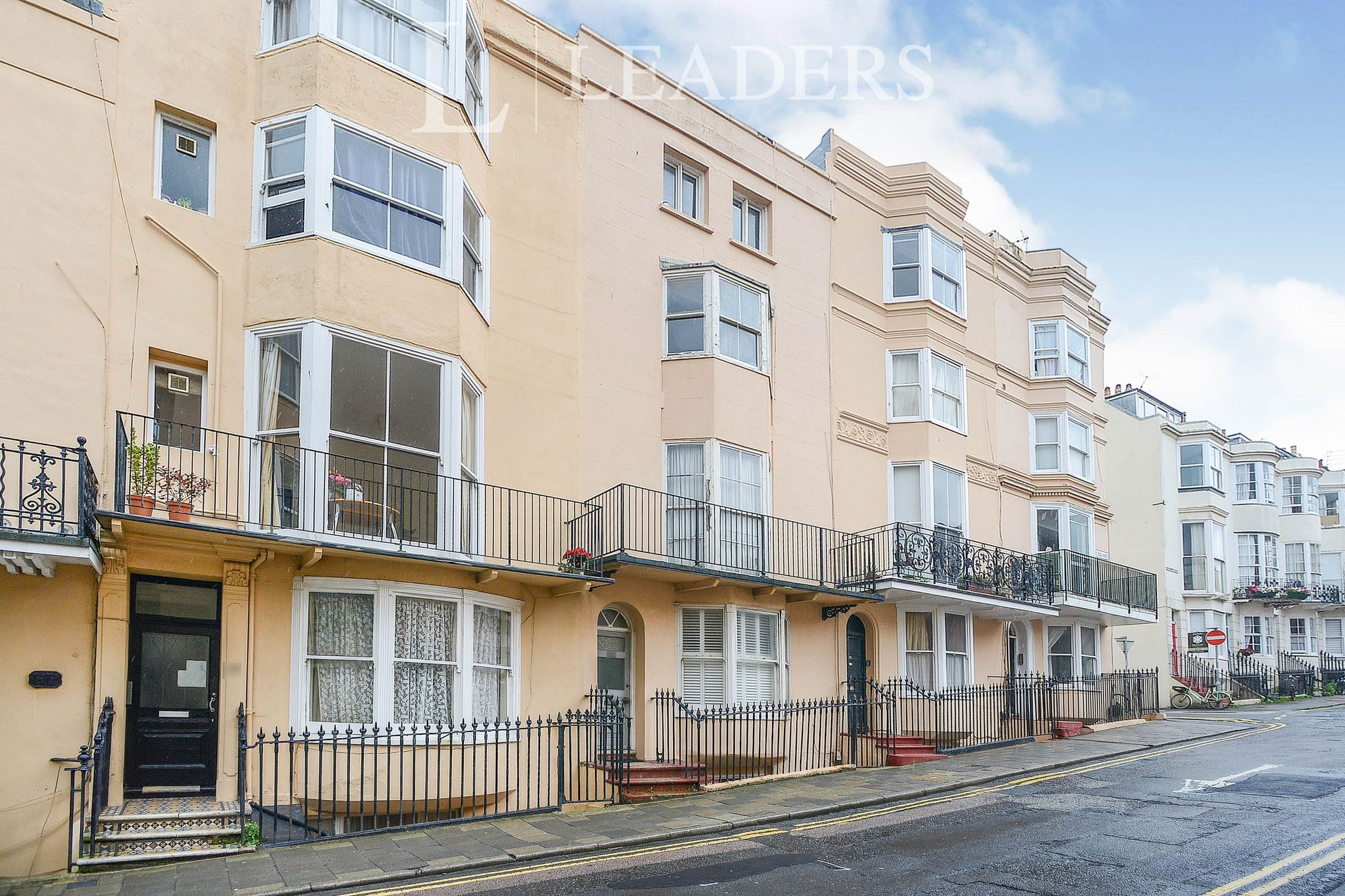 1 bed flat to rent in Bedford Square, Brighton BN1 Zoopla