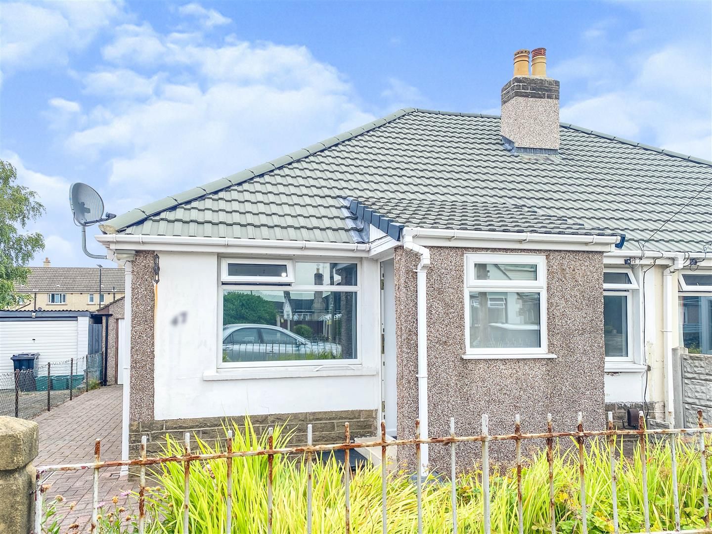 2 bed semidetached bungalow to rent in Winthorpe Avenue, Morecambe LA4