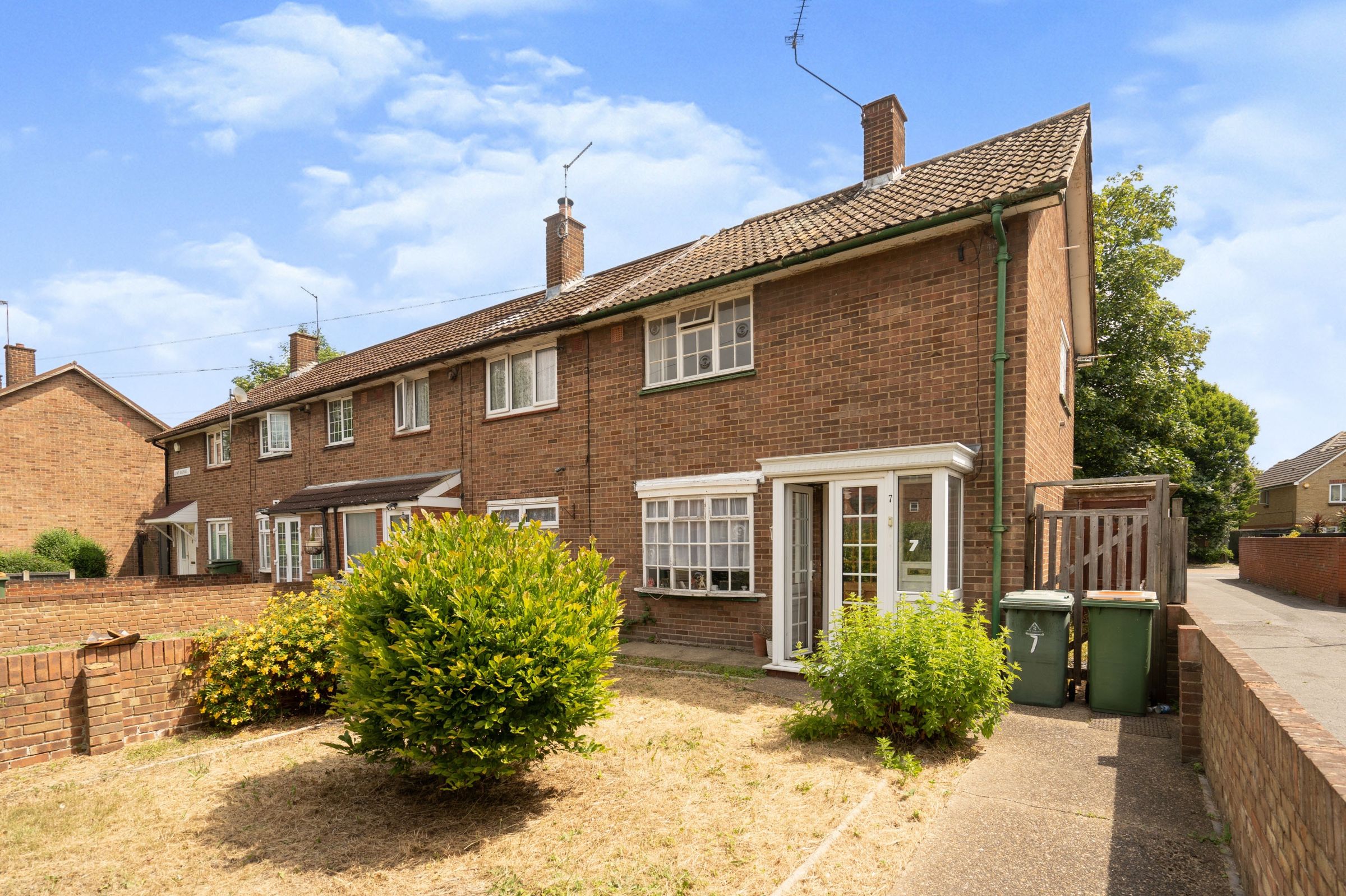 2 bed end terrace house for sale in Lowe Avenue, London E16 Zoopla