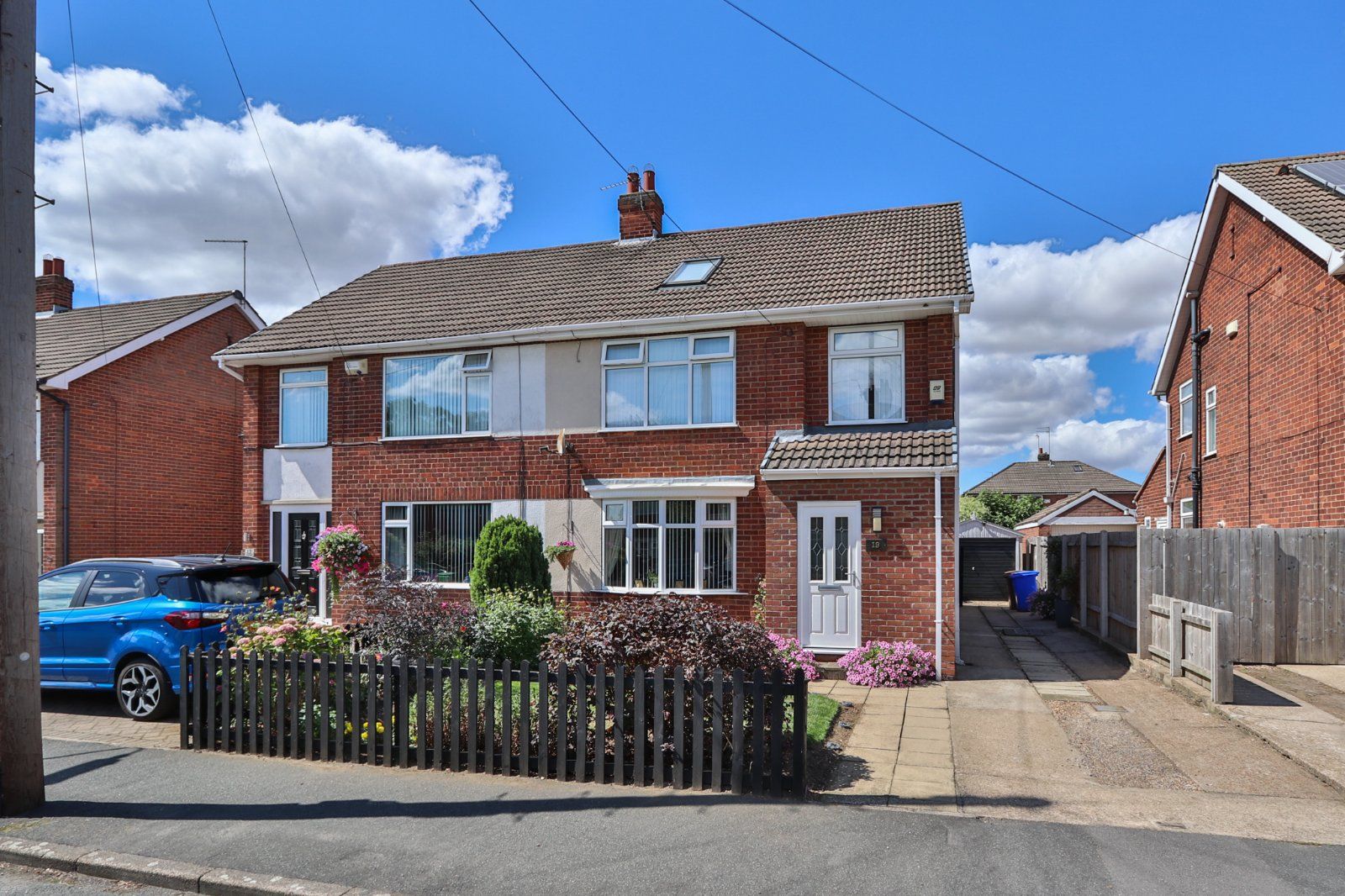 4 bed semidetached house for sale in Winston Drive, Cottingham, East