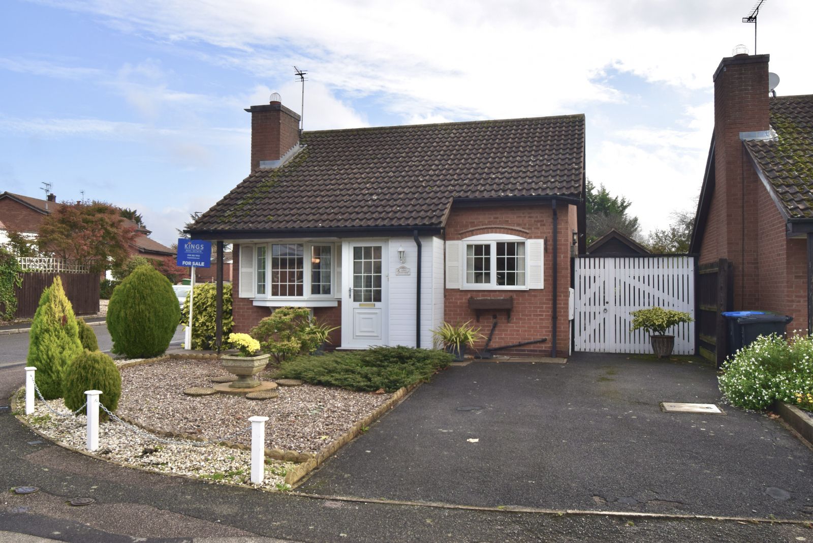 3 bed detached bungalow for sale in Rose Acre Close, Scraptoft LE7 Zoopla