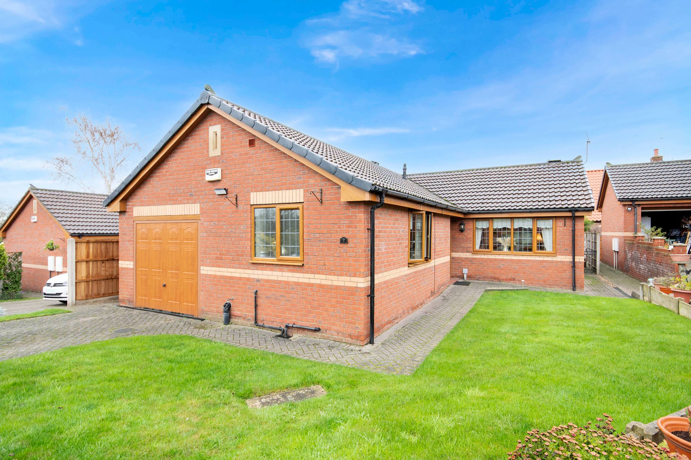 3 bed detached bungalow for sale in 2 Rockcliffe Close, Wadworth