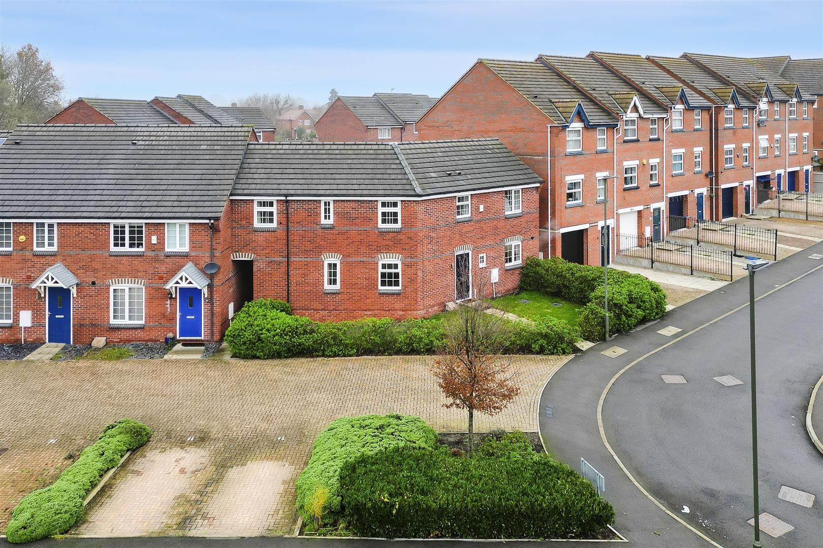 4 bed linkdetached house for sale in Greenhalgh Crescent, Ilkeston