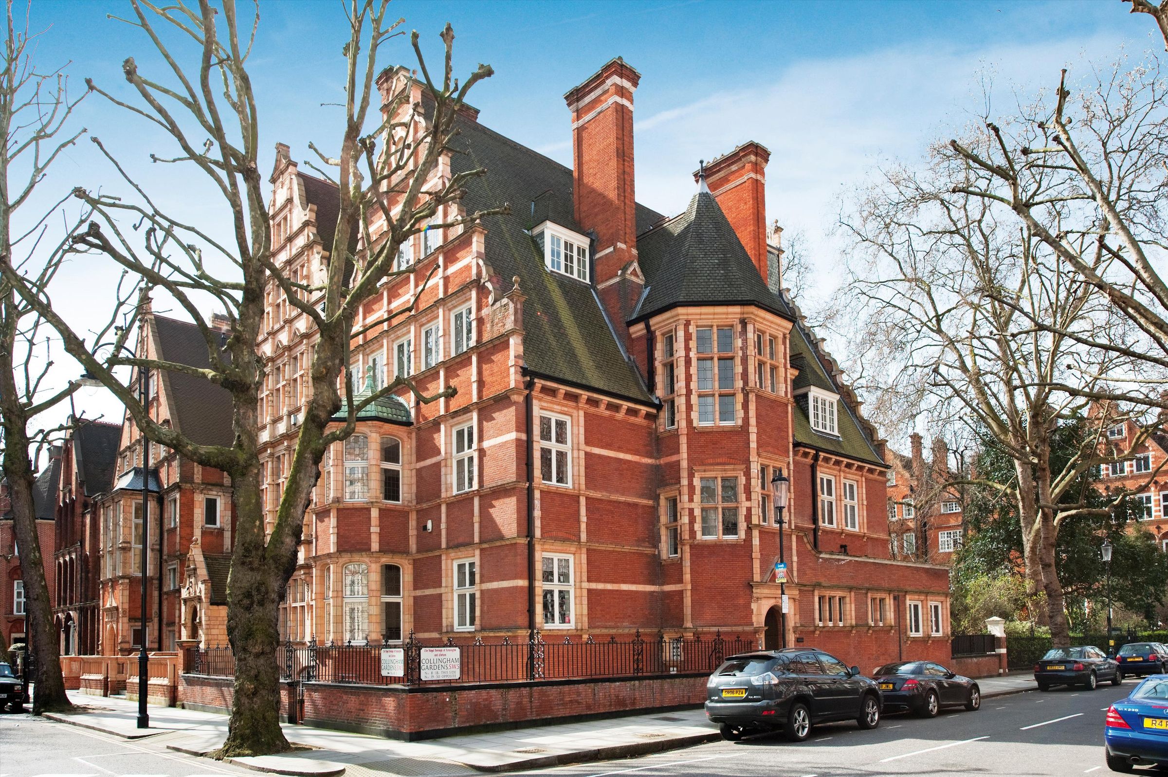 7 bed terraced house to rent in Collingham Gardens, South Kensington