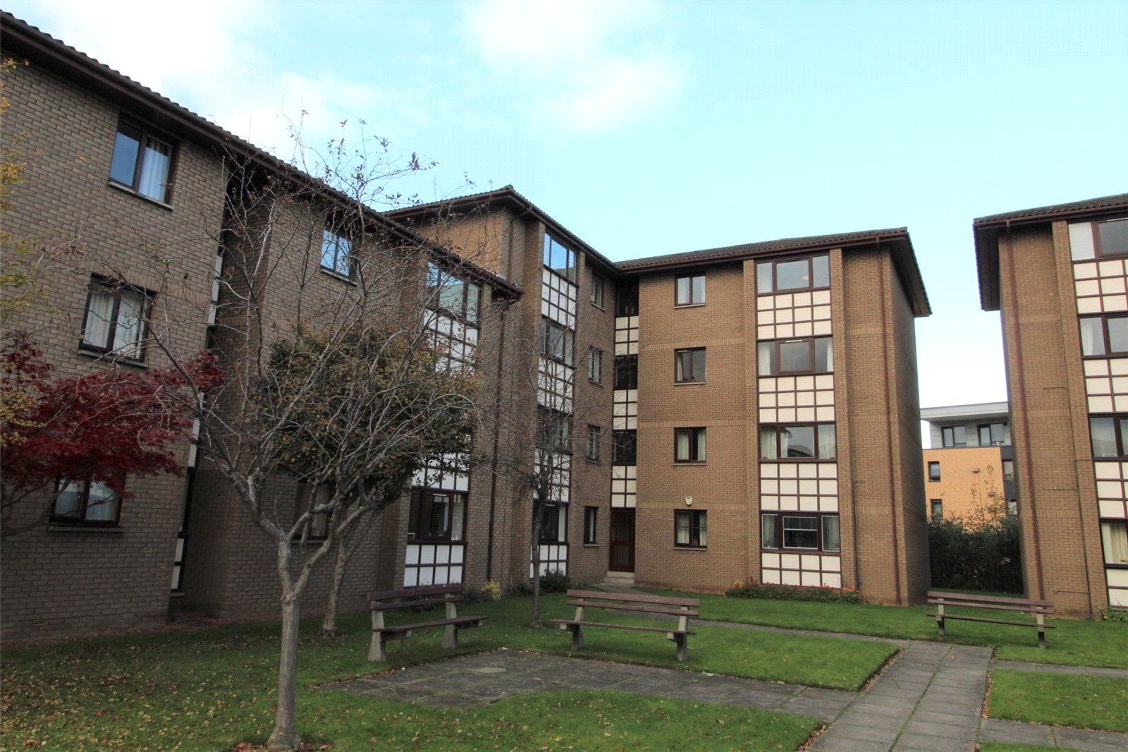 2 bed flat to rent in Allanfield, Edinburgh EH7 Zoopla