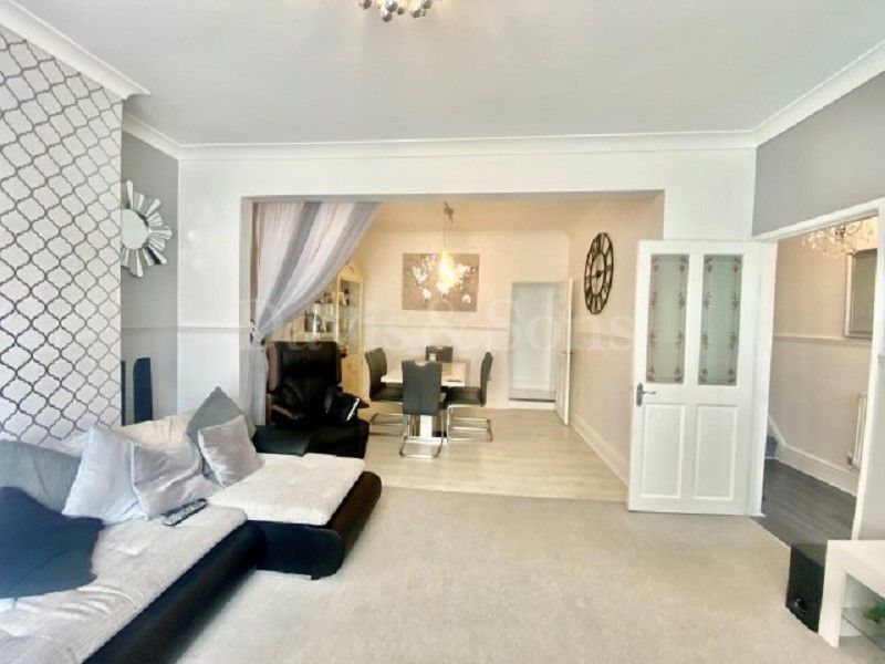 7 bed terraced house for sale in Victoria Avenue, Newport NP19 Zoopla