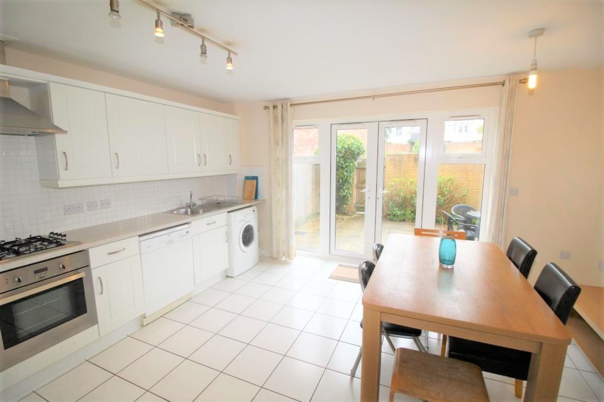 4 bed detached house to rent in St. Davids Hill, Exeter EX4 Zoopla