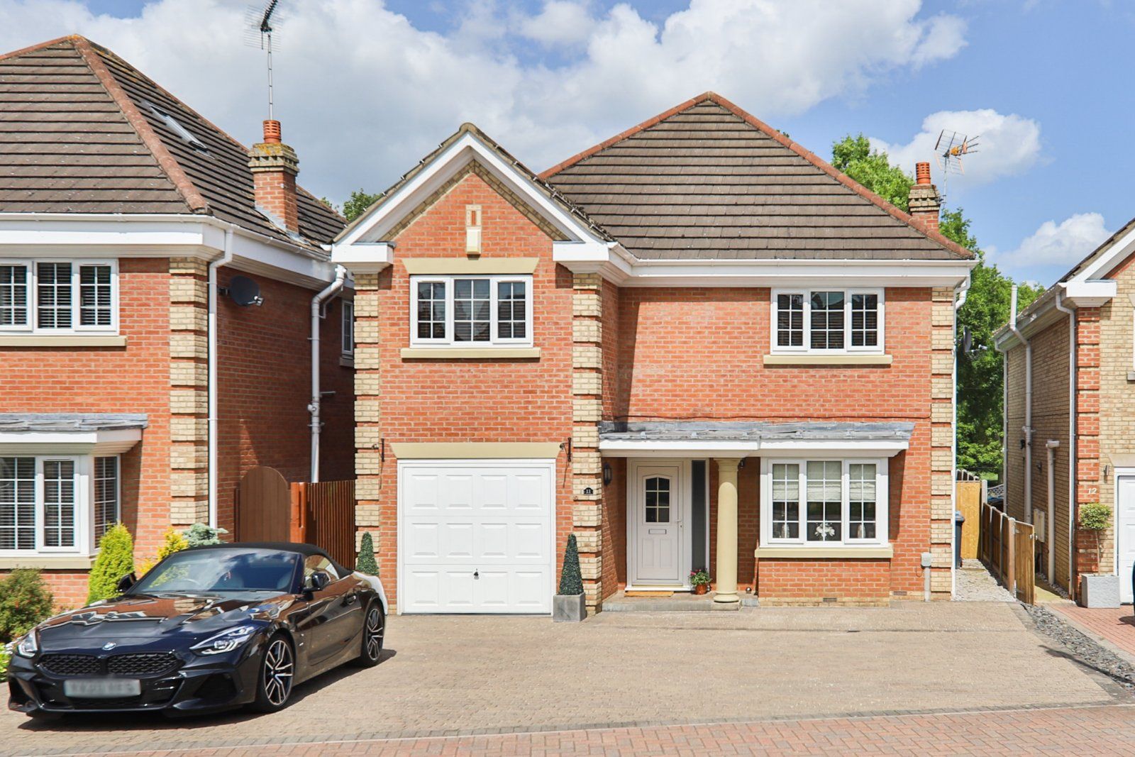 4 bed detached house for sale in Clear View Close, Hull HU8 Zoopla