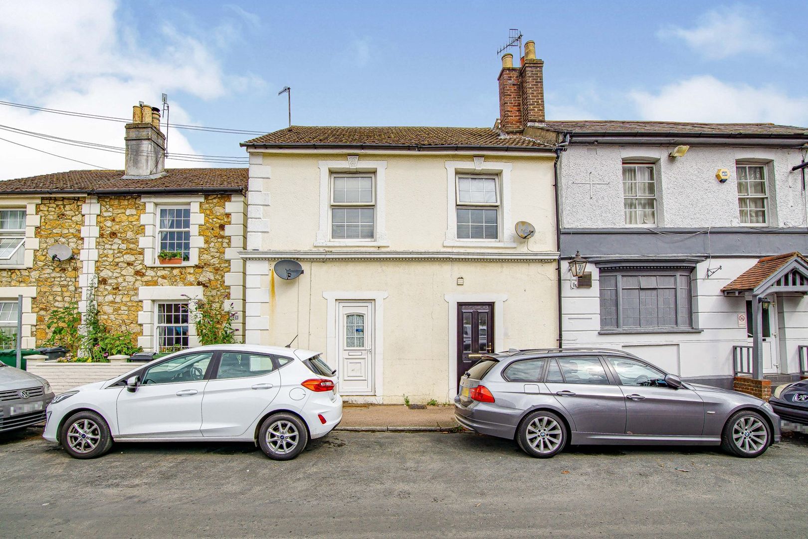 41 Holland Close, Redhill RH1  