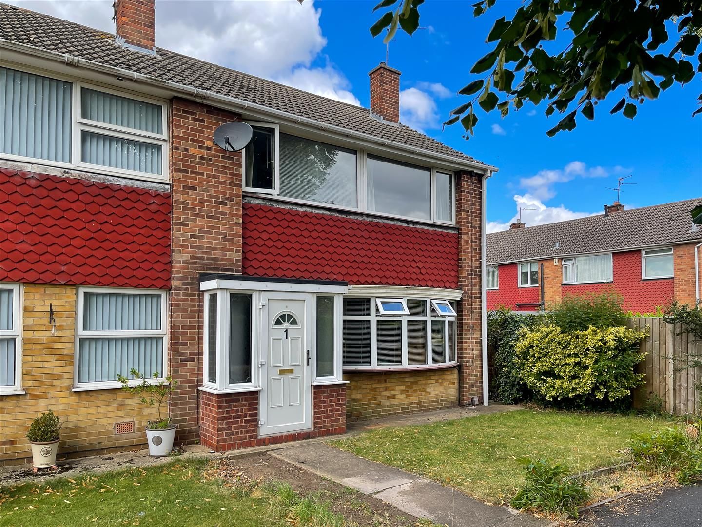 3 bed town house to rent in Shanklin Gardens, Leicester Forest East