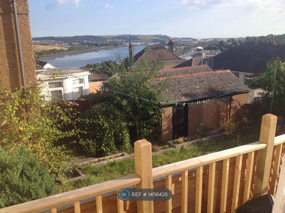 3 bed semidetached house to rent in Darwin Crescent, Plymouth PL3 Zoopla