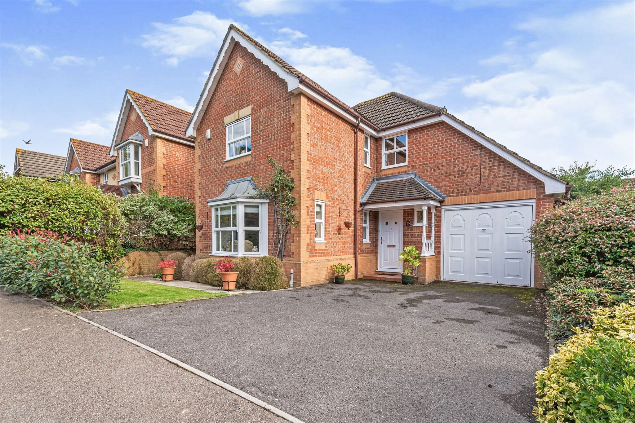 4 bed detached house for sale in Warbler Drive, Lower Earley, Reading