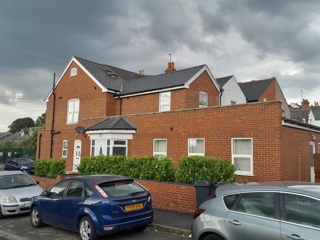 8 bed end terrace house for sale in Reading, Berkshire RG2 Zoopla