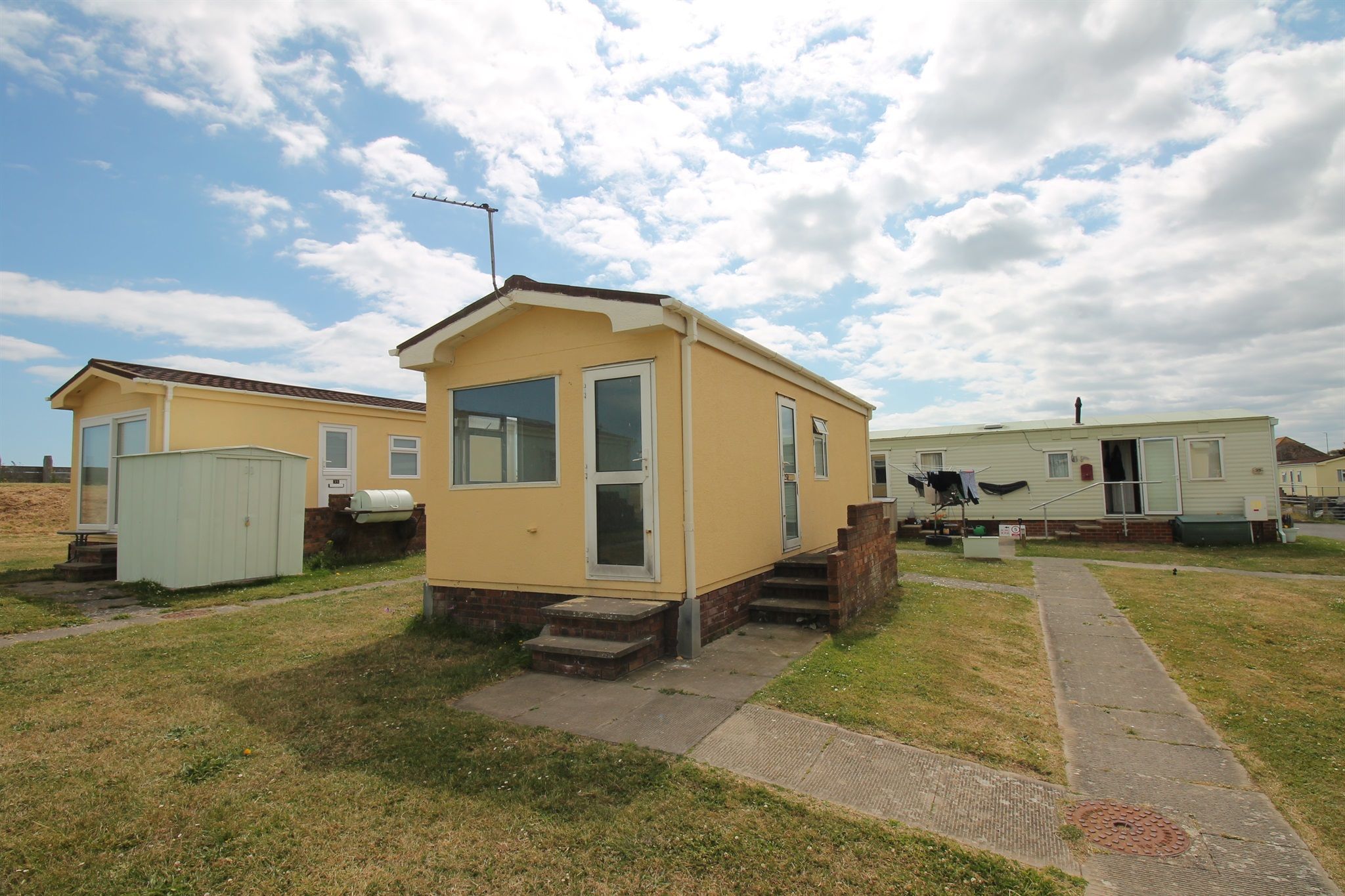1 bed detached bungalow for sale in Brighton Road, Lancing BN15 Zoopla