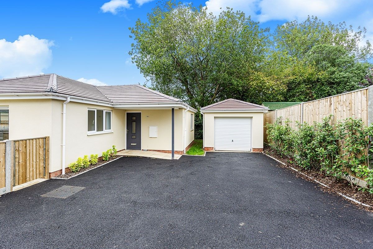 3 bed bungalow to rent in Silvester Road, Waterlooville, Hampshire PO8