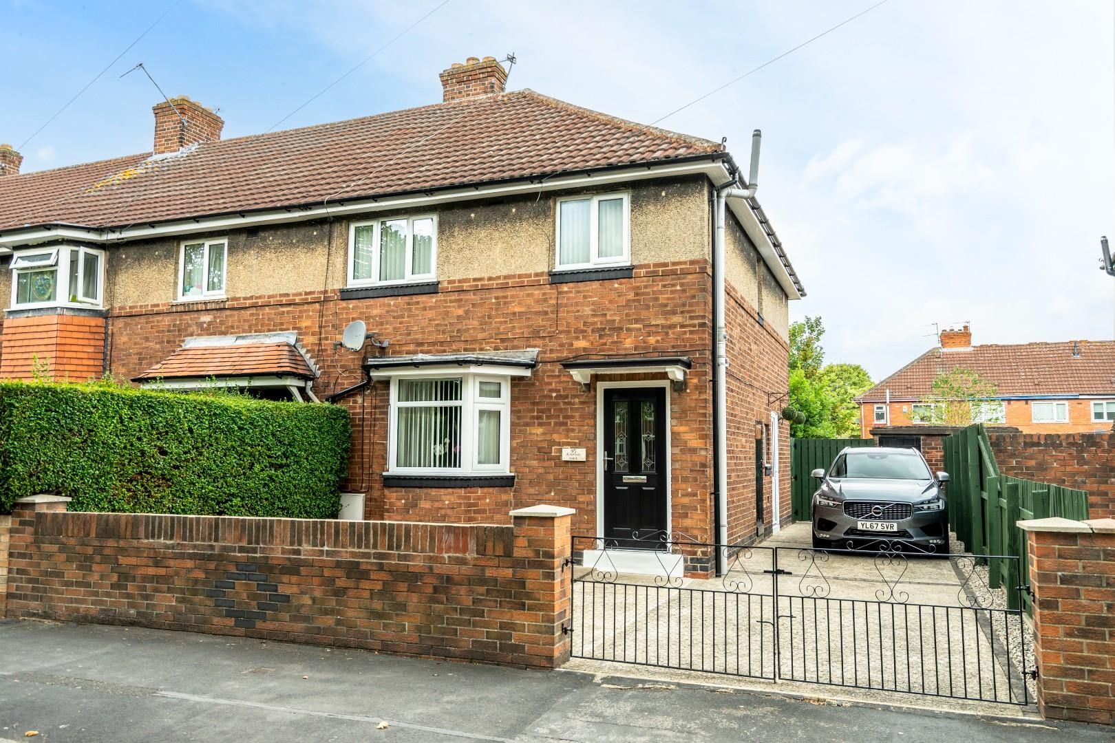 2 bed end terrace house for sale in Kingsway North, Clifton, York YO30