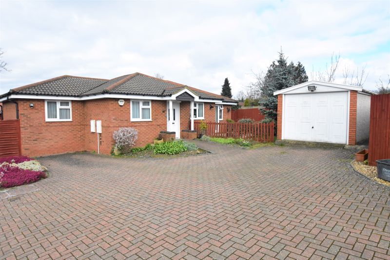 Bampton Road, Luton LU4  