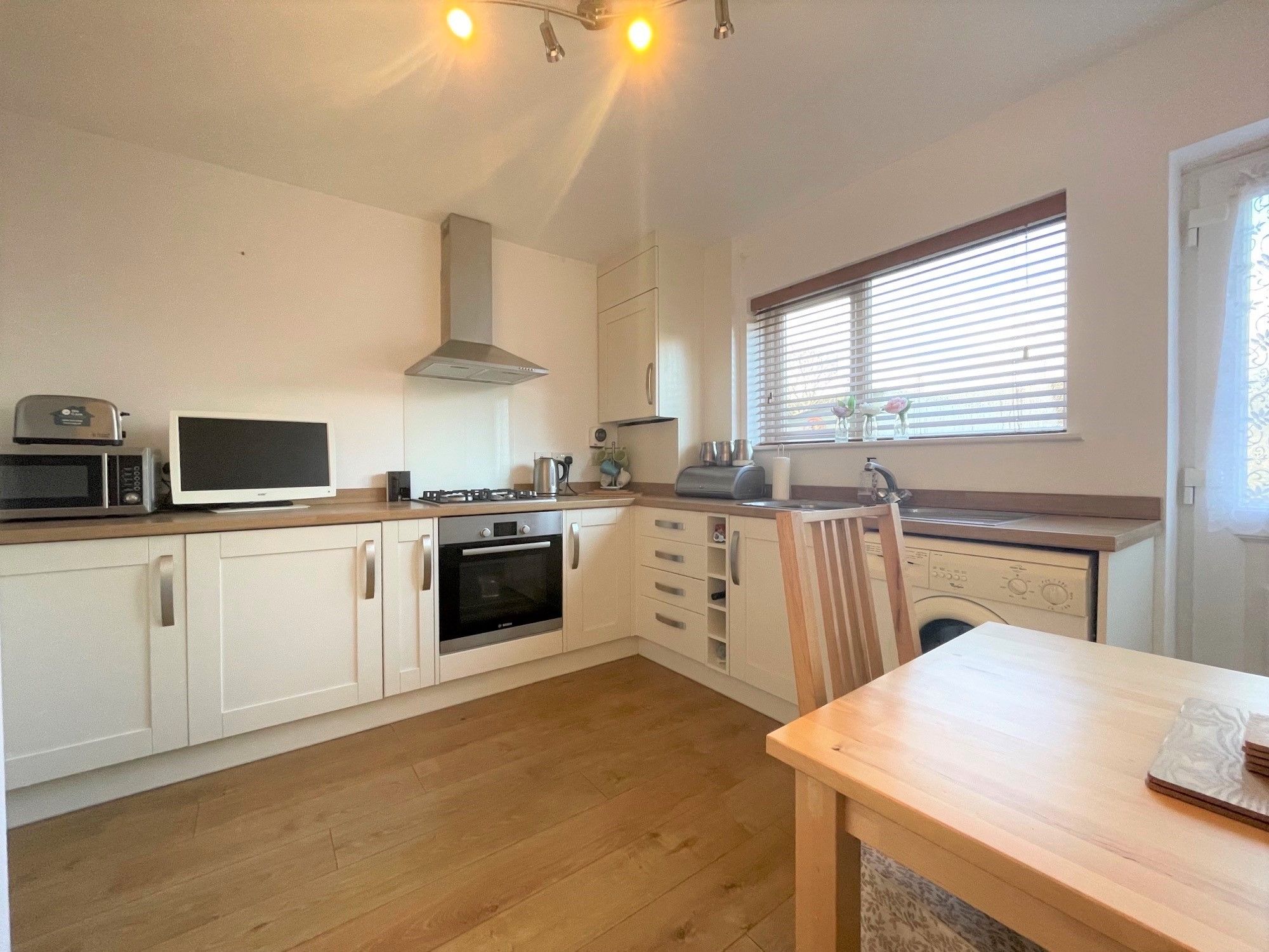 2 bed property to rent in Molesworth Drive, Bristol BS13