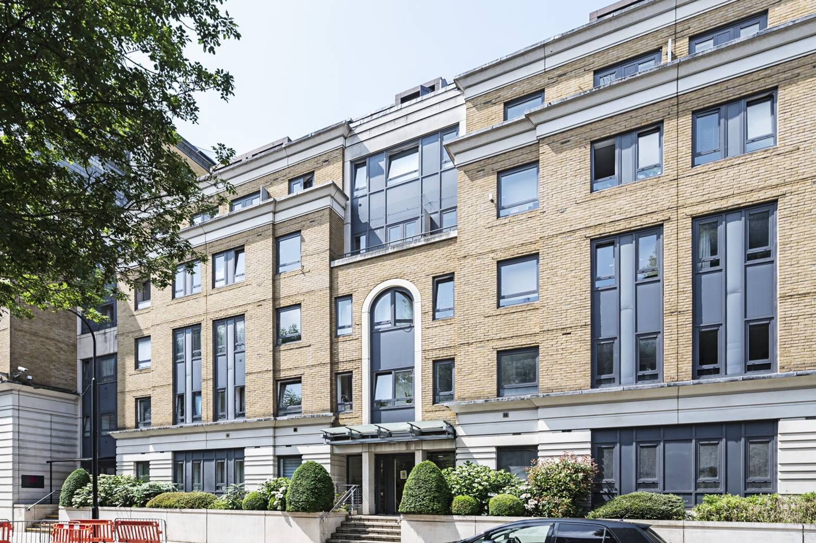 Regents Plaza Apartments Maida Vale London NW6  