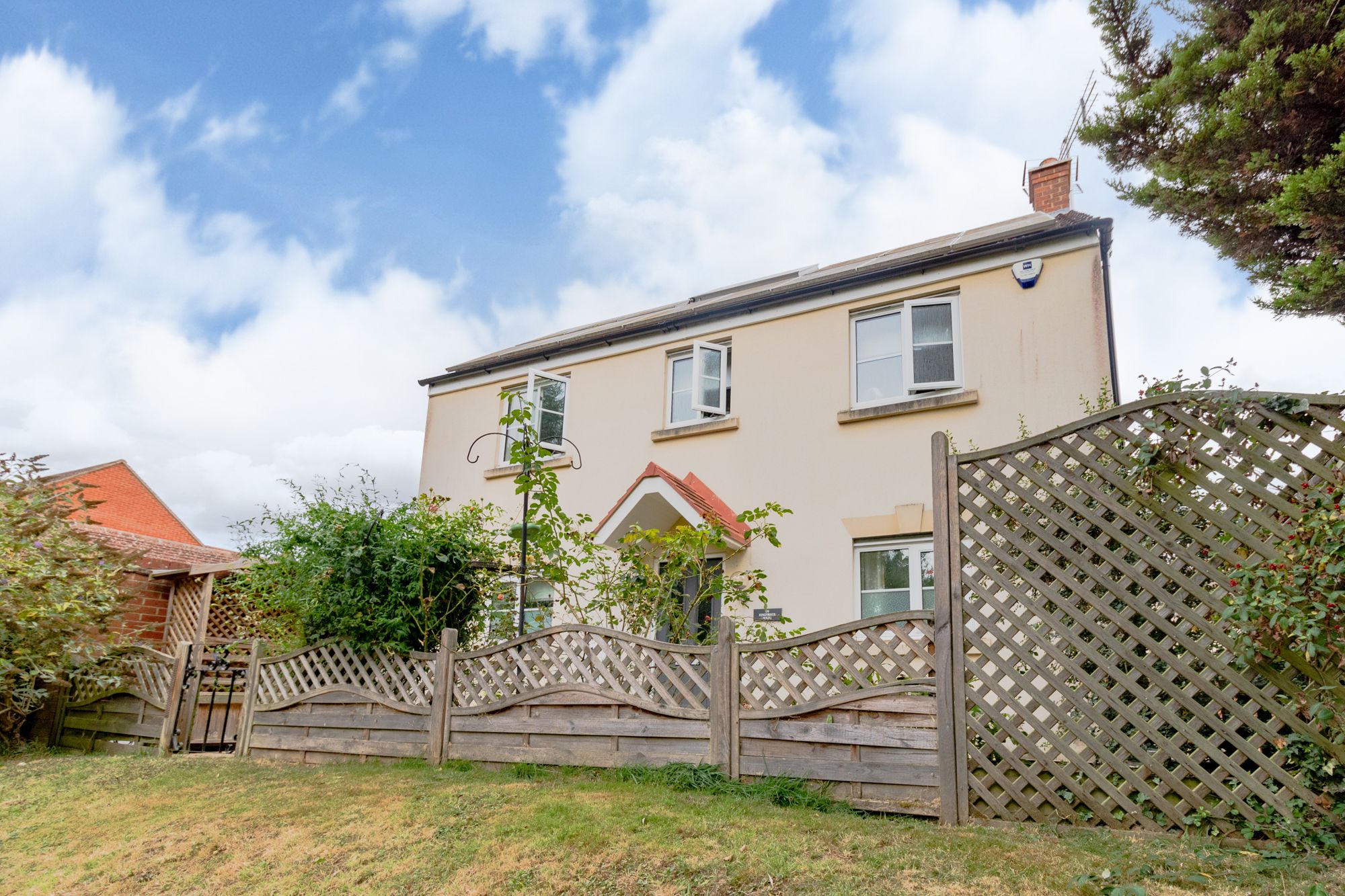 3 bed detached house for sale in Ulysses Road, Swindon, Wiltshire SN25