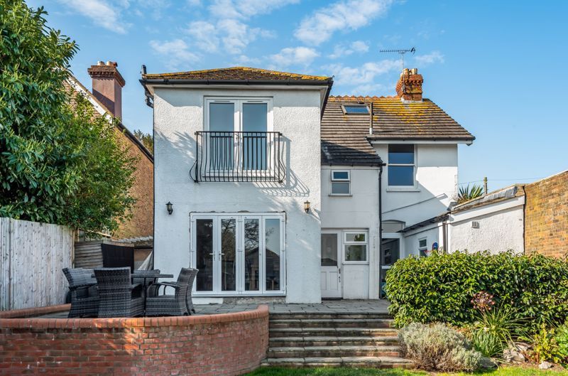 4 bed detached house for sale in Bedhampton Hill, Bedhampton, Havant