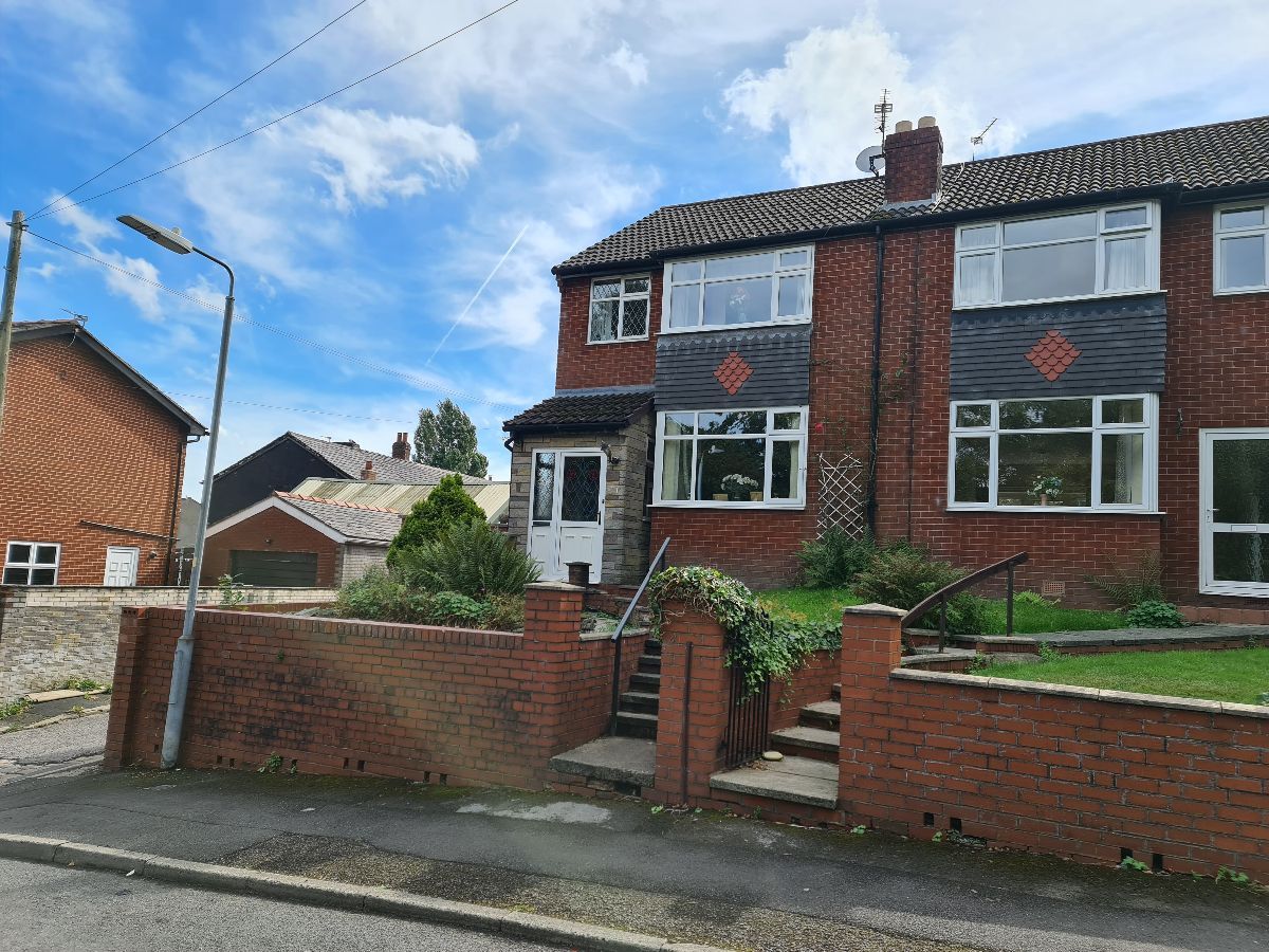 3 bed semidetached house for sale in Park View, Farnworth, Bolton BL4