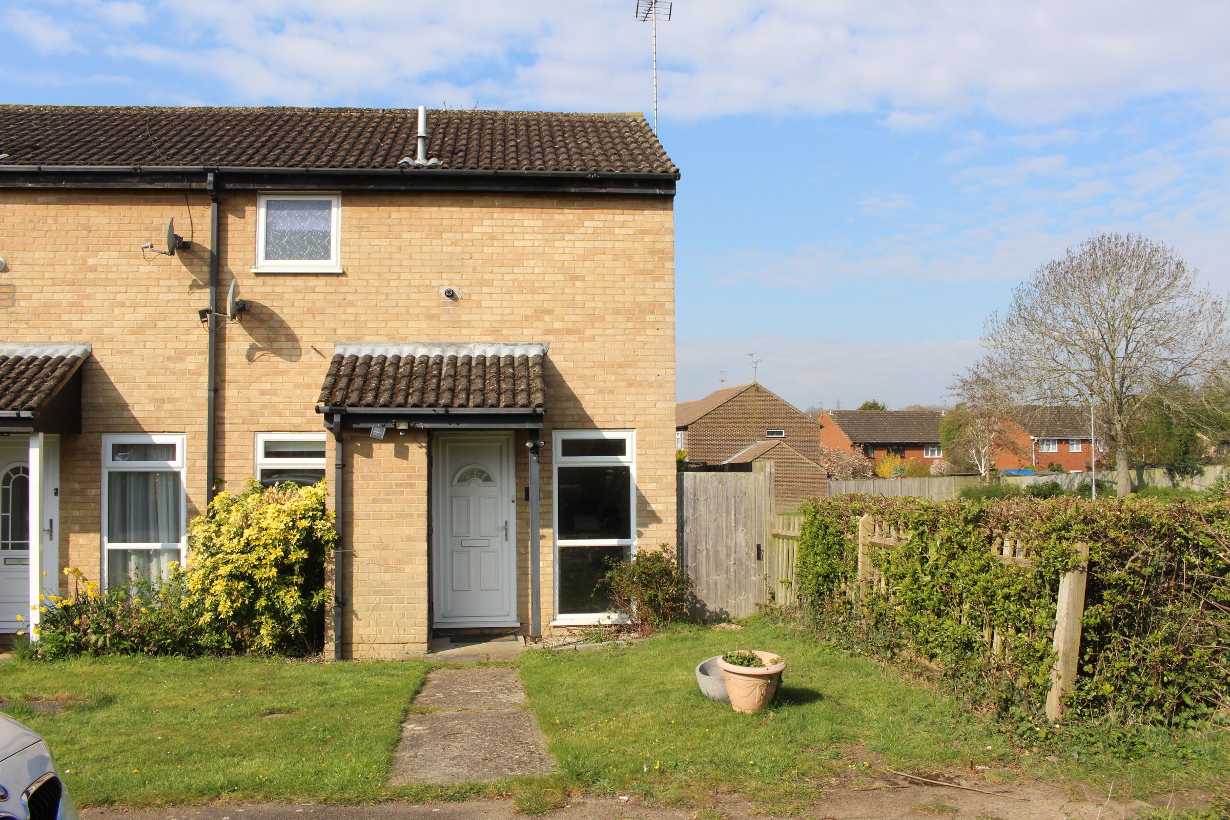 Mars Close Wokingham RG41  