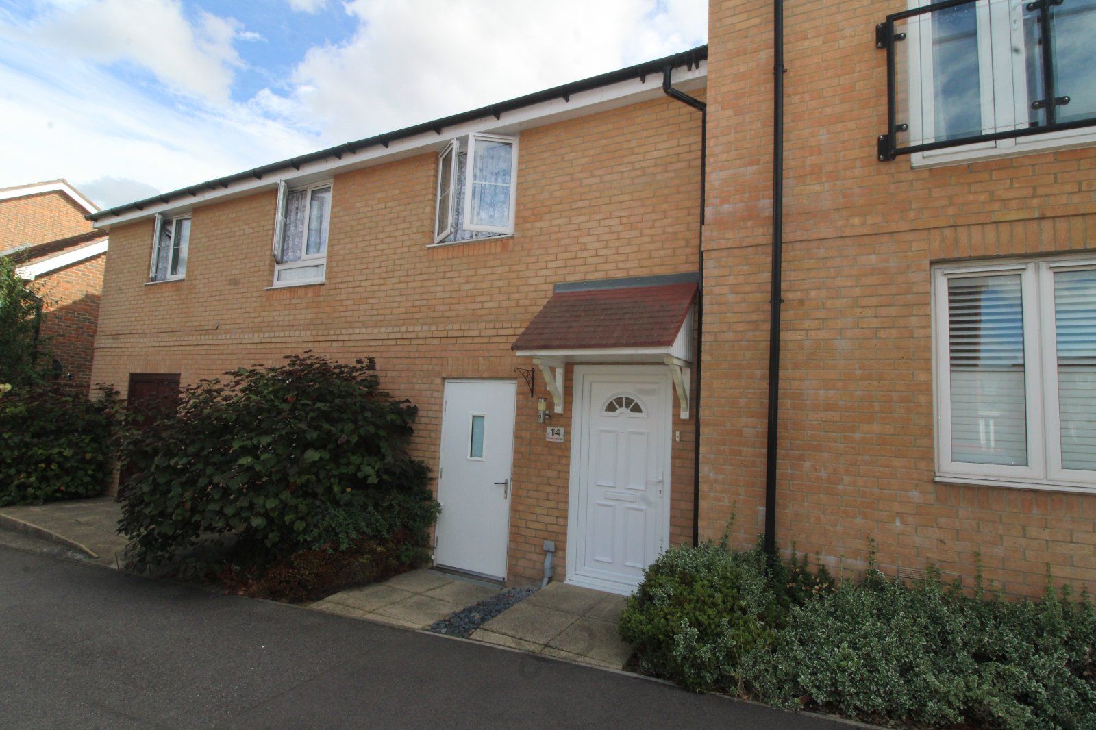 2 bed flat for sale in Thistle Hill Way, Minster On Sea, Sheerness, Kent ME12 Zoopla
