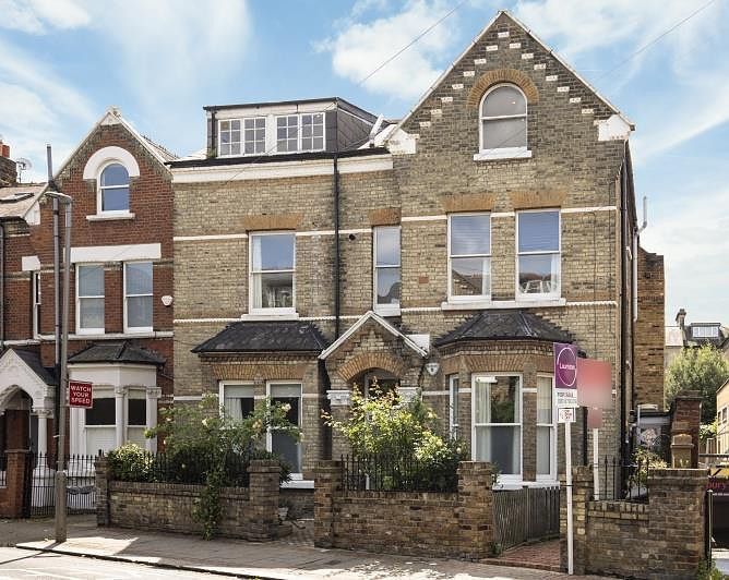 Werter Road, Putney SW15