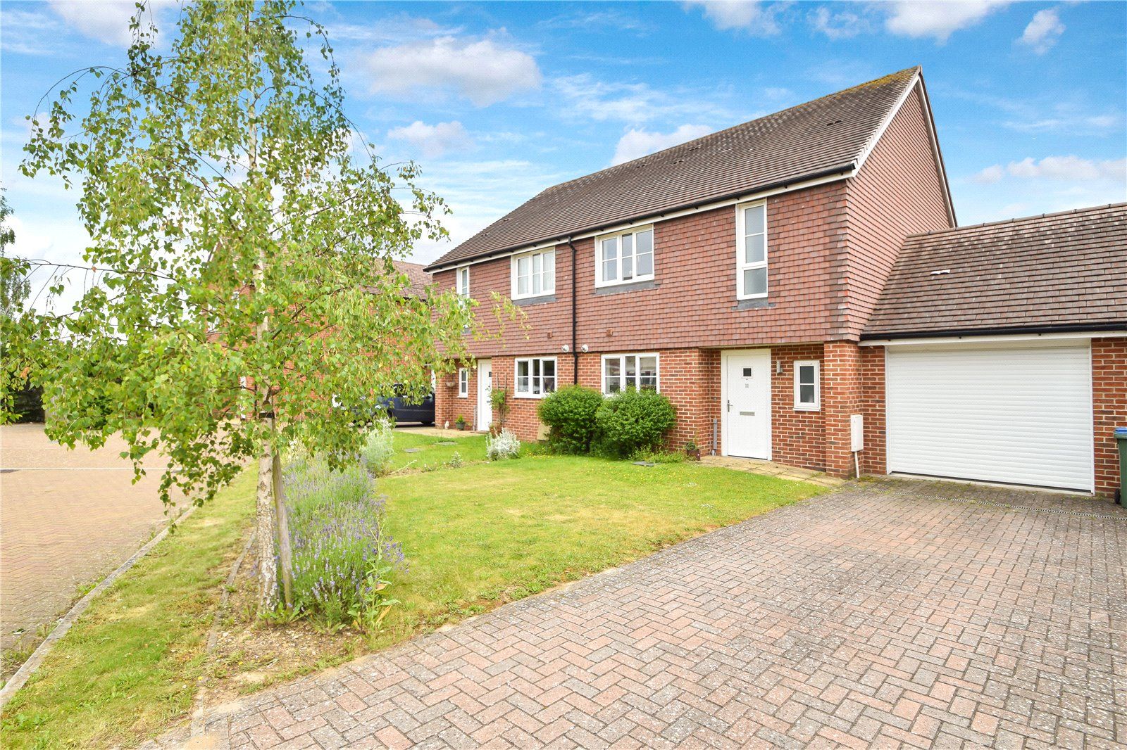 3 bed semidetached house for sale in Bray Road, Edenbridge, Kent TN8