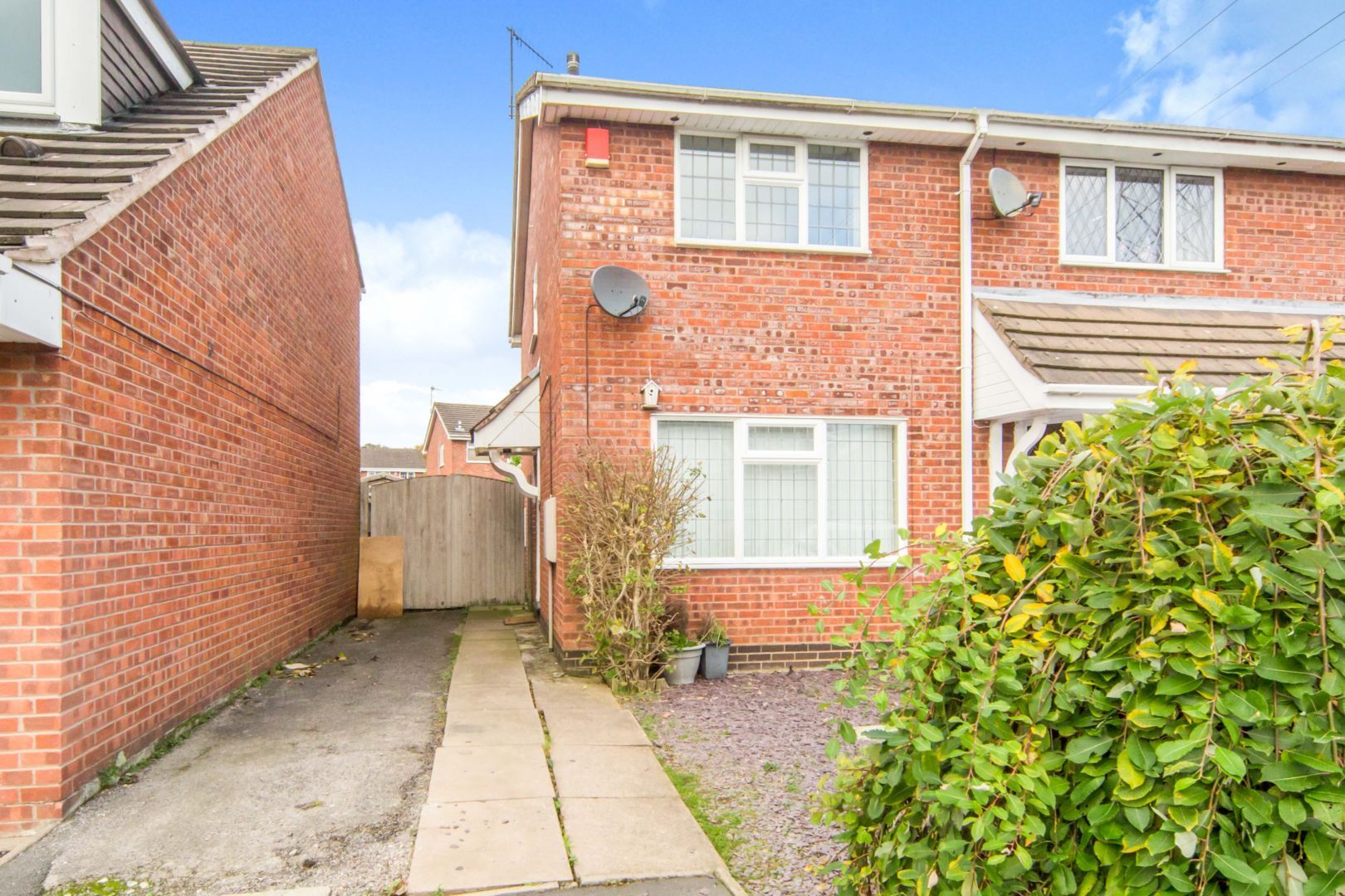 2 bed town house for sale in Greenlea Close, Trentham, StokeOnTrent