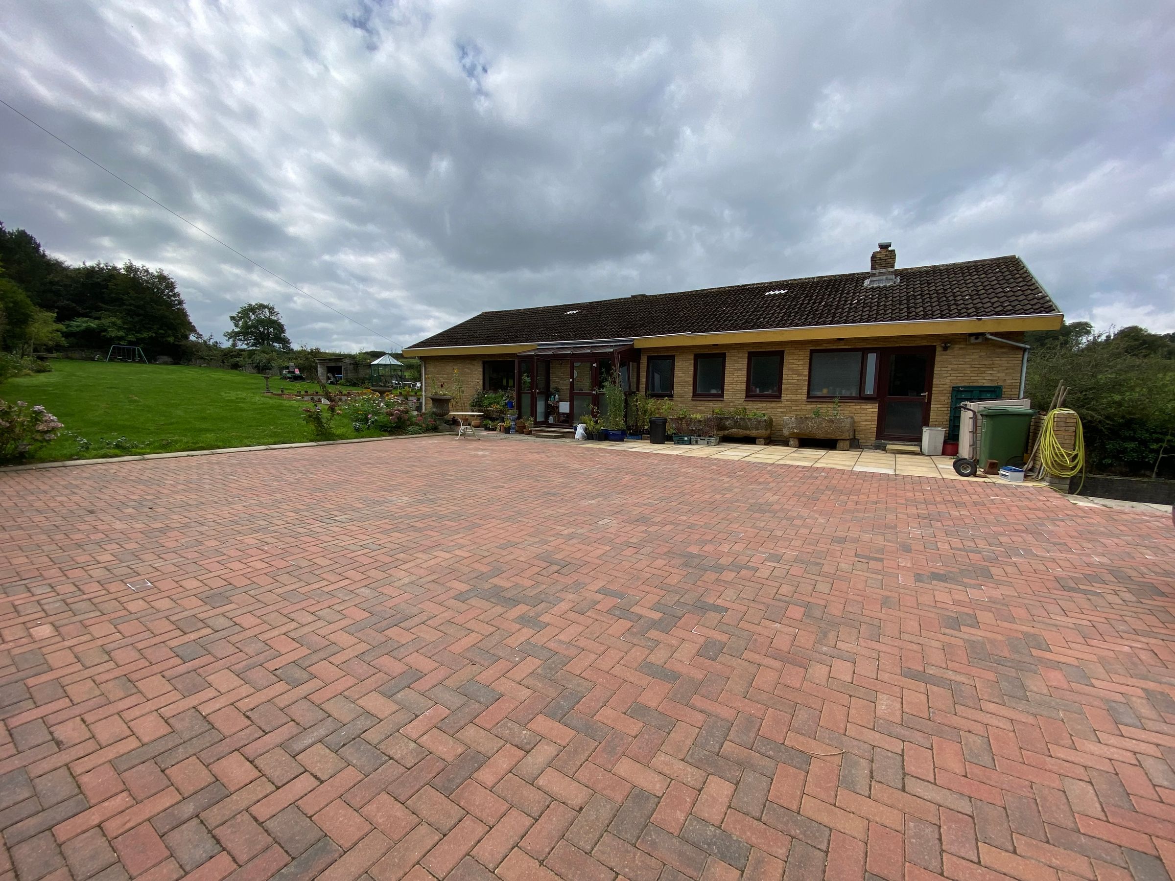 3 bed detached bungalow for sale in East Taphouse, Liskeard PL14 Zoopla