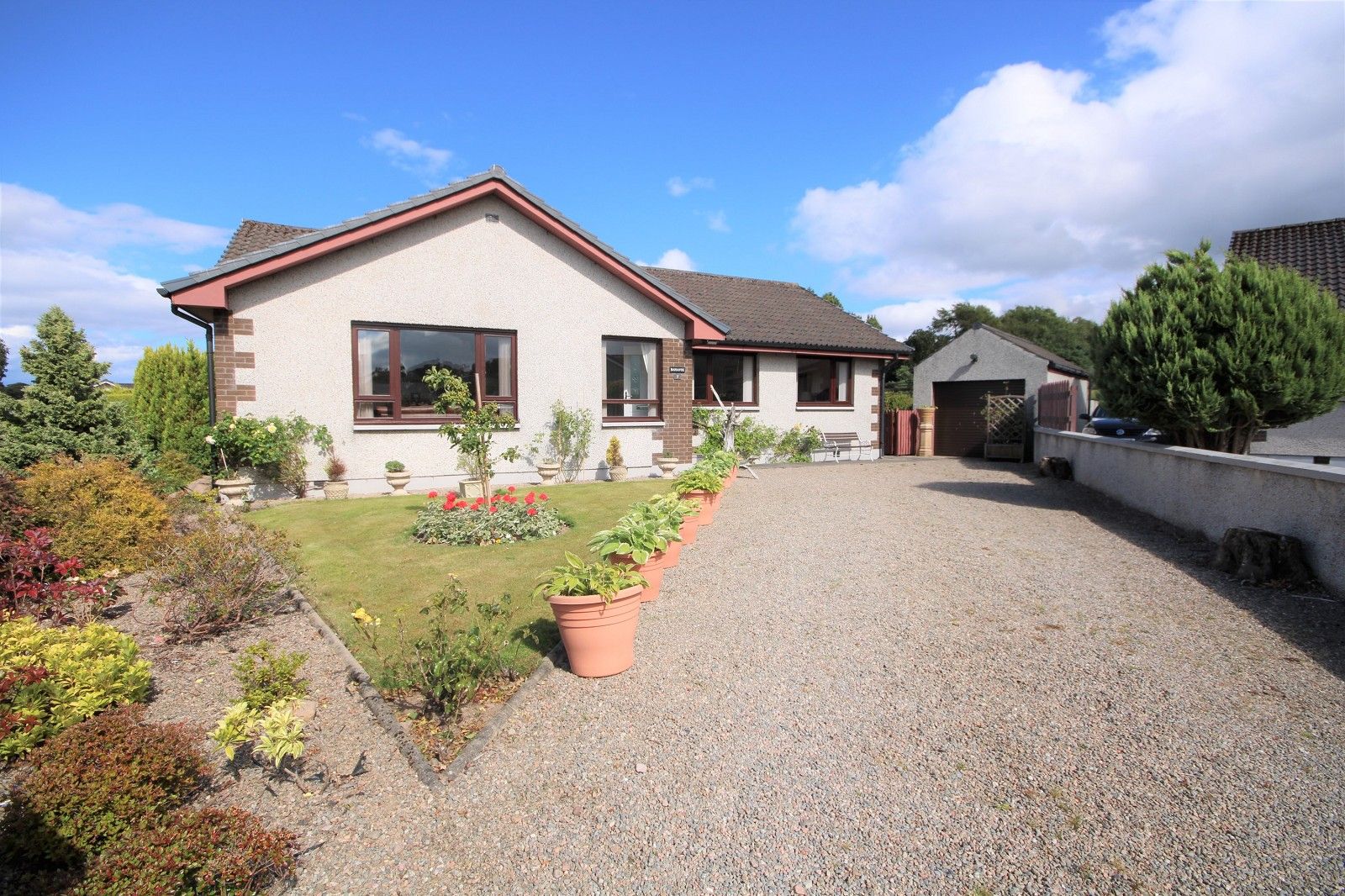 3 bed detached bungalow for sale in 7 Inshes View, Westhill, Inverness. IV2 Zoopla
