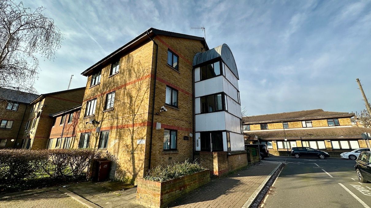2 bed flat for sale in Albion Street, London SE16 Zoopla