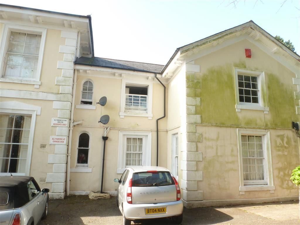 2 bed flat to rent in Lower Warberry Road, Torquay TQ1 Zoopla