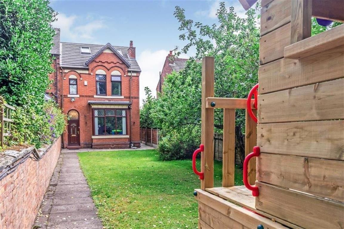 Squires Walk, Wednesbury WS10  