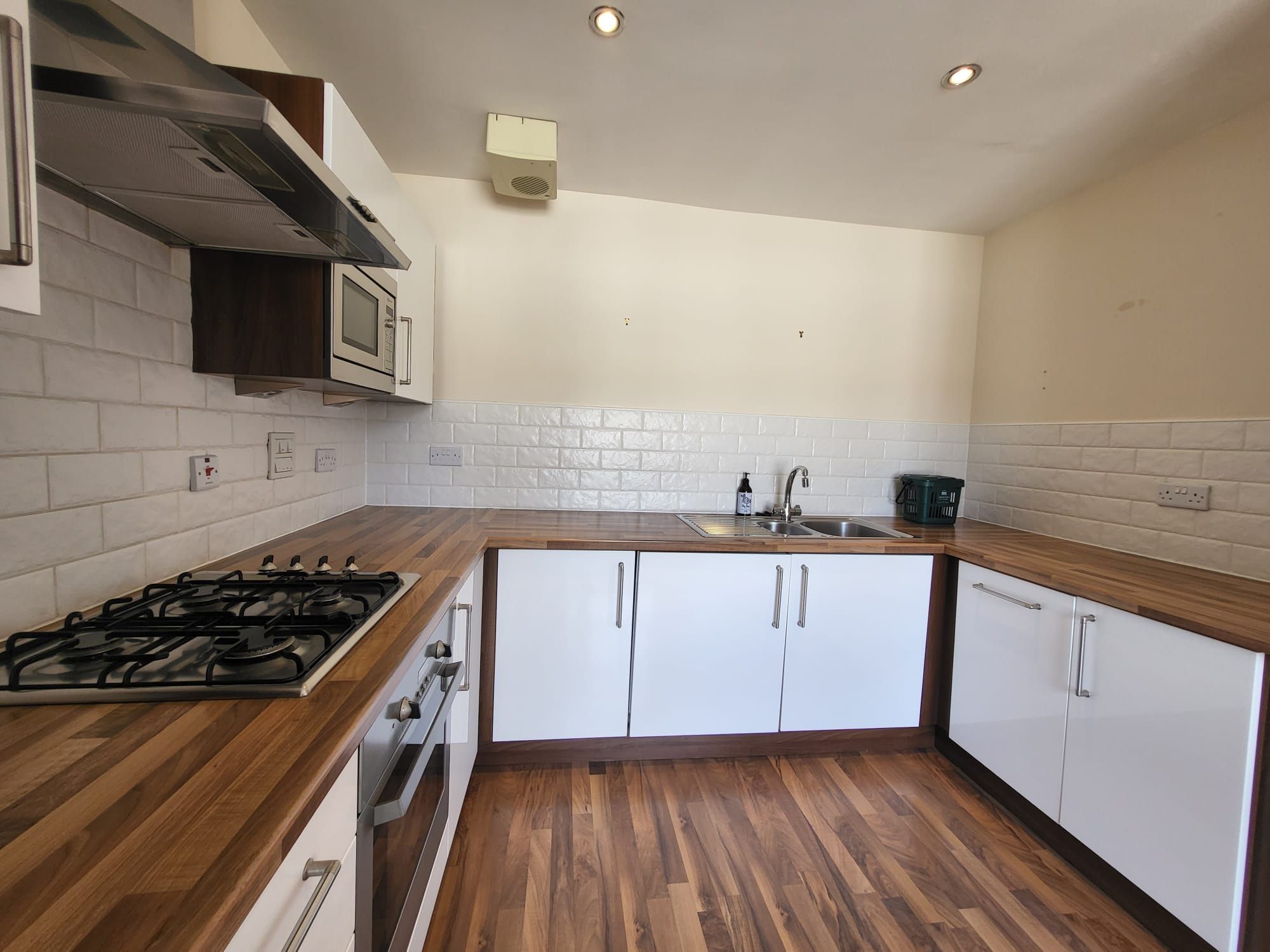 2 bed flat to rent in Merkland Lane, Pittordrie, Aberdeen AB24 Zoopla