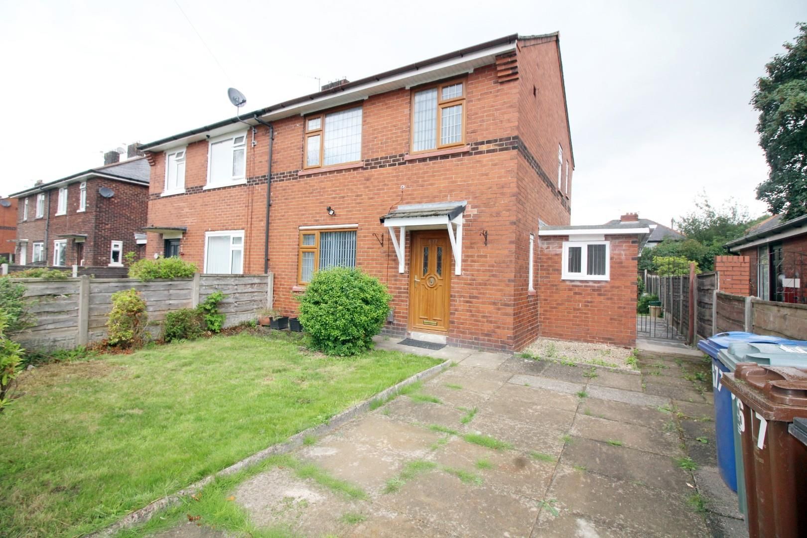 3 bed semidetached house to rent in Whitefield Road, Bury BL9 Zoopla