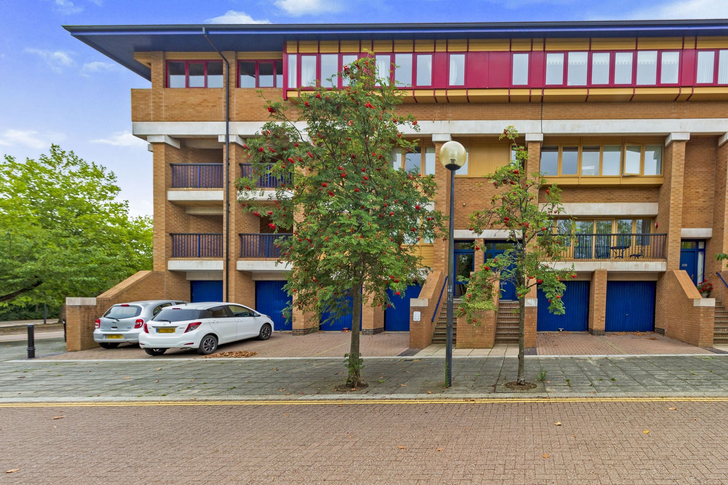 1 bed flat to rent in North Row, Eaton Mews MK9 Zoopla