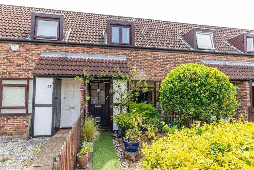 West Palace Gardens, Weybridge, Surrey KT13  